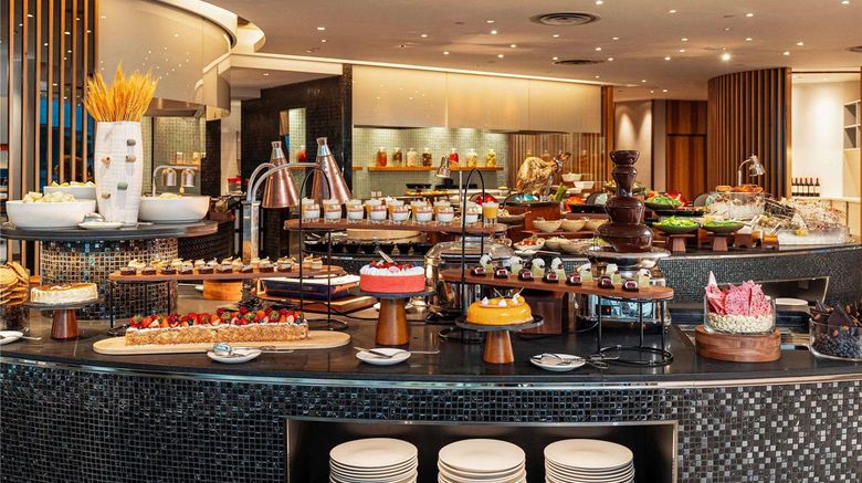 <b>Novotel Century Hong Kong Hotel Restaurant</b>. Images powered by <a href="https://iceportal.shijigroup.com/" title="IcePortal" target="_blank">IcePortal</a>.