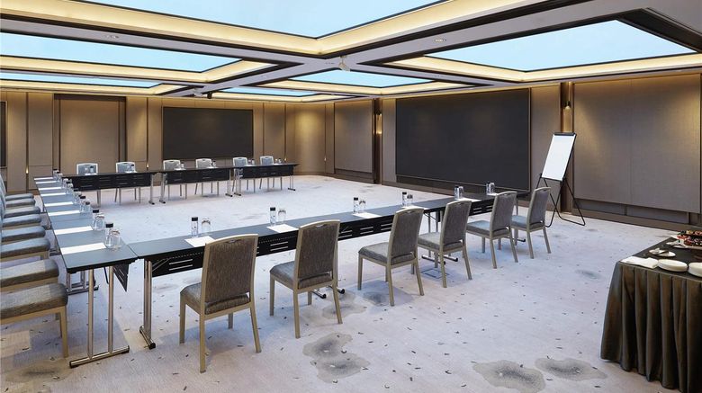 <b>Novotel Century Hong Kong Hotel Meeting</b>. Images powered by <a href="https://iceportal.shijigroup.com/" title="IcePortal" target="_blank">IcePortal</a>.