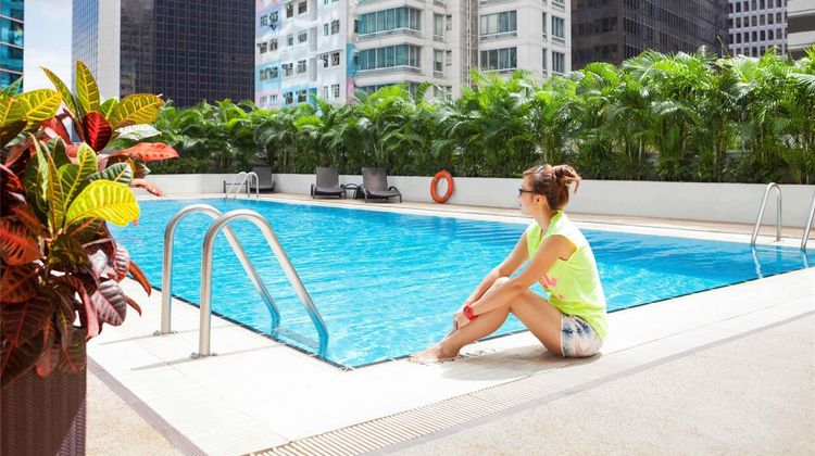 Novotel Century Hong Kong Hotel Pool