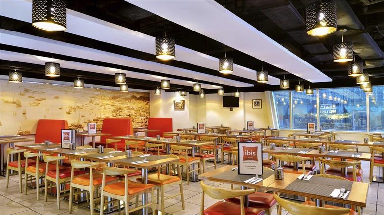 <b>Ibis Hong Kong North Point Hotel Restaurant</b>. Images powered by <a href="https://iceportal.shijigroup.com/" title="IcePortal" target="_blank">IcePortal</a>.