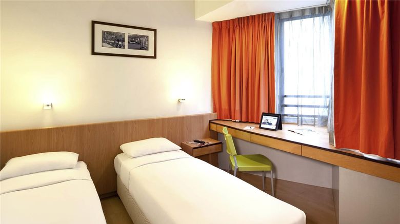 <b>Ibis Hong Kong North Point Hotel Room</b>. Images powered by <a href="https://iceportal.shijigroup.com/" title="IcePortal" target="_blank">IcePortal</a>.