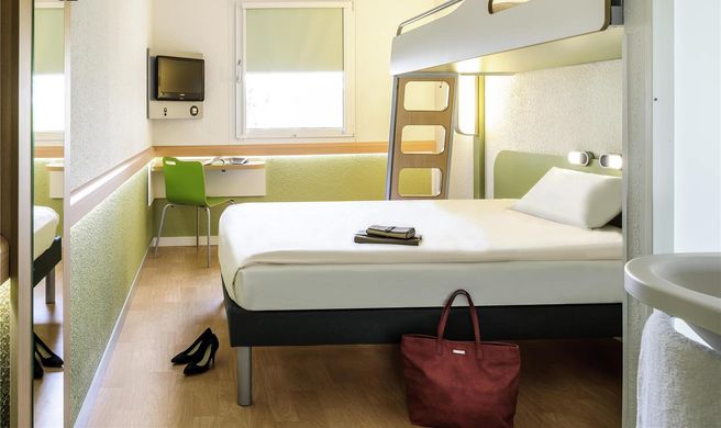 Ibis Budget Luxembourg Aeroport Exterior