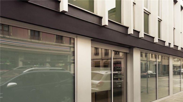 Residence Studio Geneve Centre Exterior. Images powered by <a href="https://iceportal.shijigroup.com" target="_blank" rel="noopener">Ice Portal</a>.