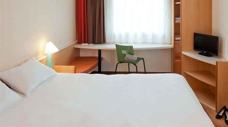 Ibis Leeds City Centre Room