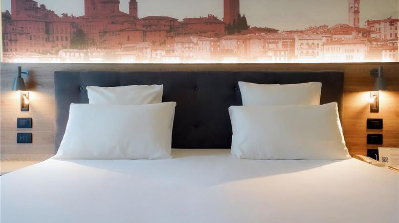 <b>Mercure Bergamo Palazzo Dolci Room</b>. Images powered by <a href="https://iceportal.shijigroup.com/" title="IcePortal" target="_blank">IcePortal</a>.