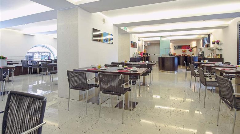 <b>Mercure Bergamo Palazzo Dolci Restaurant</b>. Images powered by <a href="https://iceportal.shijigroup.com/" title="IcePortal" target="_blank">IcePortal</a>.