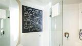 <b>Ibis London Excel Room</b>. Images powered by <a href="https://iceportal.shijigroup.com/" title="IcePortal" target="_blank">IcePortal</a>.