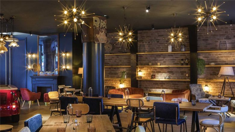 <b>Novotel Barcelona Cornella Meeting</b>. Images powered by <a href="https://iceportal.shijigroup.com/" title="IcePortal" target="_blank">IcePortal</a>.