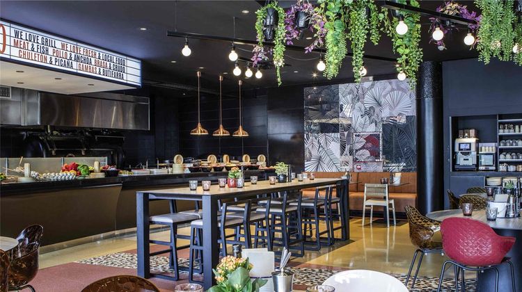 Novotel Barcelona Cornella Restaurant