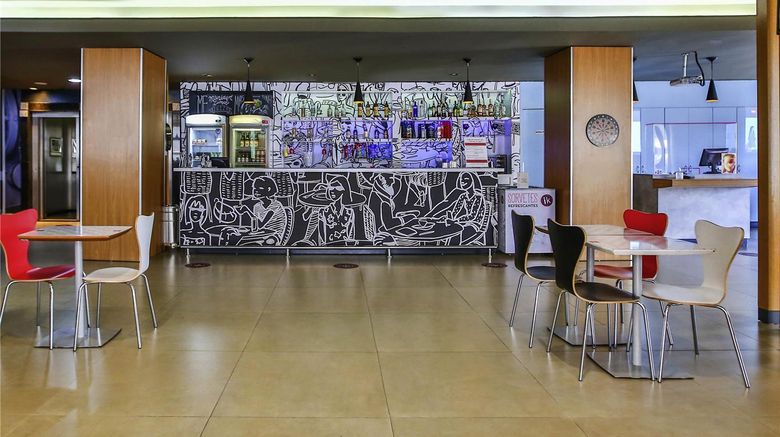 <b>Ibis Goiania Restaurant</b>. Images powered by <a href="https://iceportal.shijigroup.com/" title="IcePortal" target="_blank">IcePortal</a>.