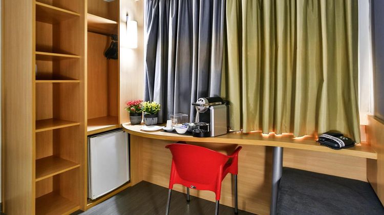 Ibis Goiania Room