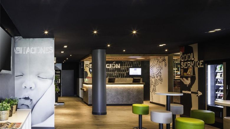 <b>Ibis Budget Malaga Aeropuerto Exterior</b>. Images powered by <a href="https://iceportal.shijigroup.com/" title="IcePortal" target="_blank">IcePortal</a>.