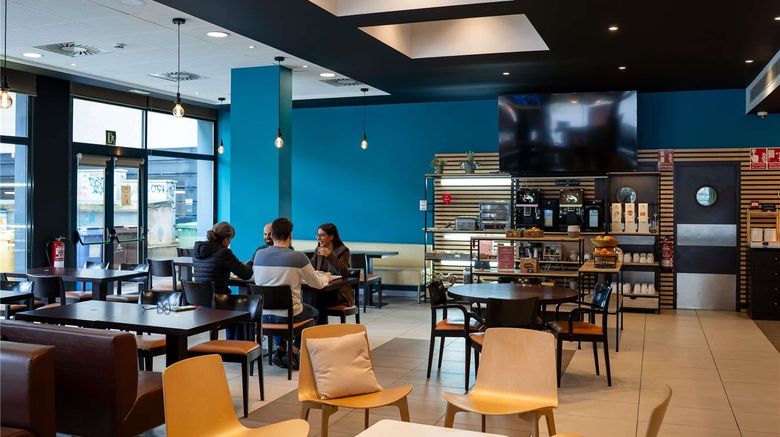 <b>Hotel Ibis Barcelona Ripollet Restaurant</b>. Images powered by <a href="https://iceportal.shijigroup.com/" title="IcePortal" target="_blank">IcePortal</a>.