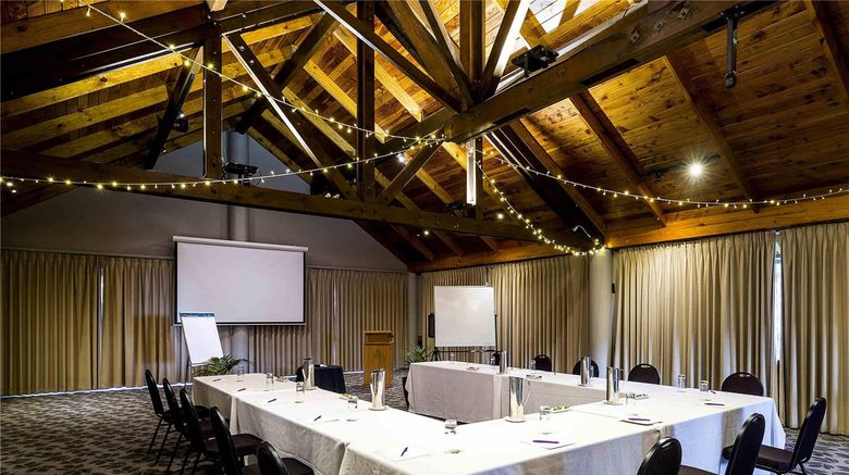 <b>Mercure Grand Puka Park Resort Meeting</b>. Images powered by <a href="https://iceportal.shijigroup.com/" title="IcePortal" target="_blank">IcePortal</a>.