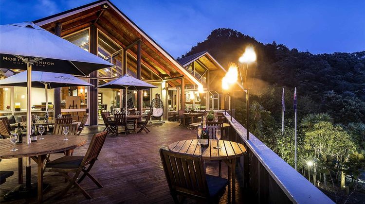 Mercure Grand Puka Park Resort Restaurant
