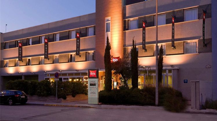 Ibis Granada Exterior