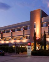 Ibis Granada