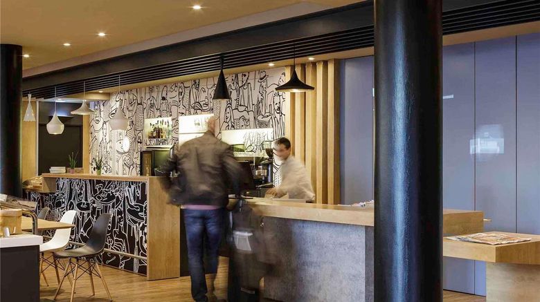 <b>Ibis Granada Exterior</b>. Images powered by <a href="https://iceportal.shijigroup.com/" title="IcePortal" target="_blank">IcePortal</a>.