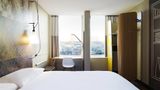 Ibis Den Haag Centre Room
