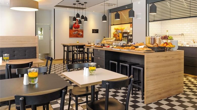 <b>Hotel Mercure Munchen Altstadt Restaurant</b>. Images powered by <a href="https://iceportal.shijigroup.com/" title="IcePortal" target="_blank">IcePortal</a>.