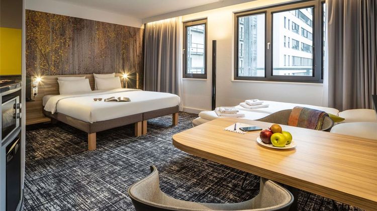 Novotel Suites Wien City Donau Room