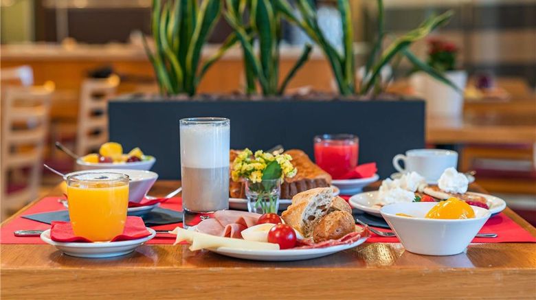 <b>Ibis Firenze Nord Restaurant</b>. Images powered by <a href="https://iceportal.shijigroup.com/" title="IcePortal" target="_blank">IcePortal</a>.