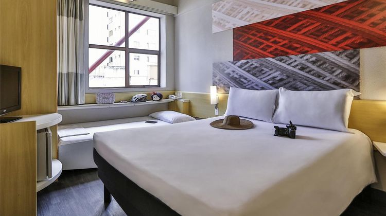 Ibis Hotel Maringa Room