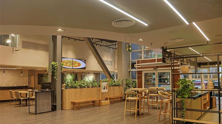 Ibis Hotel Maringa Exterior