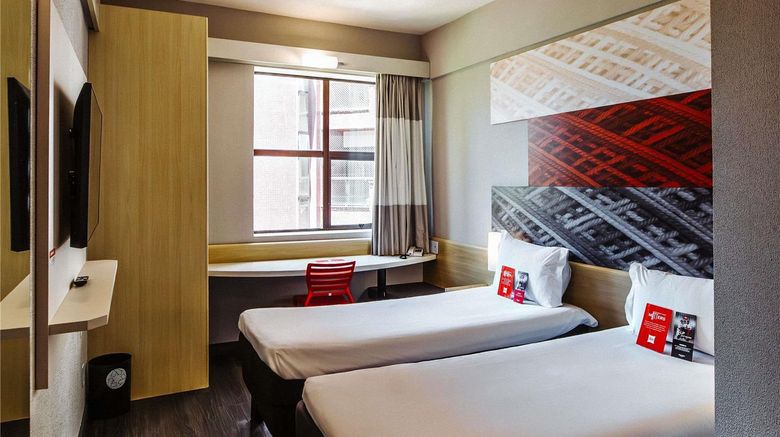 <b>Ibis Hotel Maringa Room</b>. Images powered by <a href="https://iceportal.shijigroup.com/" title="IcePortal" target="_blank">IcePortal</a>.
