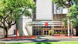 Ibis Hotel Maringa Exterior