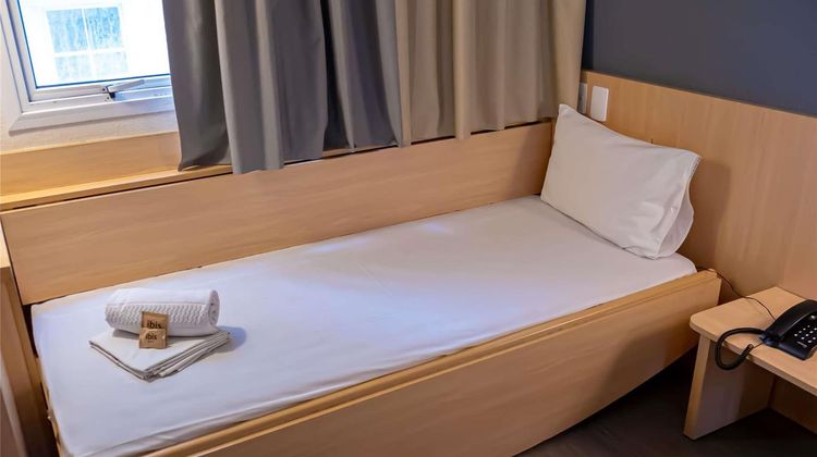 Ibis Macae Room