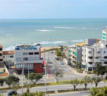 Ibis Macae Exterior