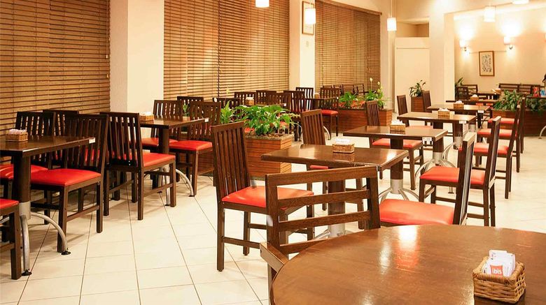 <b>Ibis Curitiba Aeroporto Restaurant</b>. Images powered by <a href="https://iceportal.shijigroup.com/" title="IcePortal" target="_blank">IcePortal</a>.
