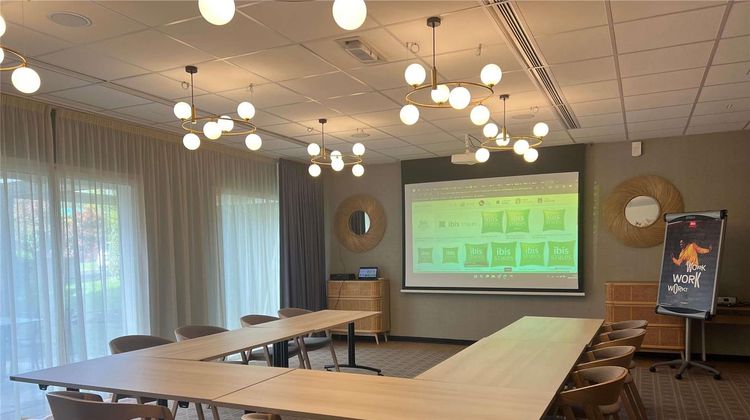 Ibis Styles Pontivy Centre Meeting