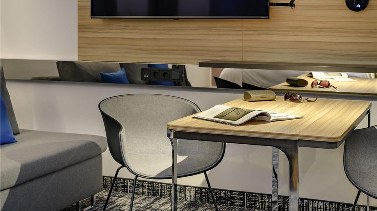 Suite Novotel Berlin Postdamer Platz Room