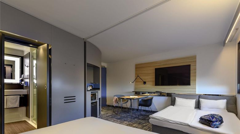 <b>Suite Novotel Berlin Postdamer Platz Room</b>. Images powered by <a href="https://iceportal.shijigroup.com/" title="IcePortal" target="_blank">IcePortal</a>.