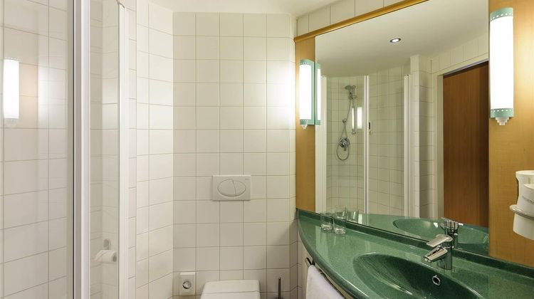 Ibis Wien Schoenbrunnerstrasse Room