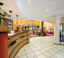 Ibis Wien Schoenbrunnerstrasse Exterior