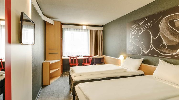 Ibis Wien Schoenbrunnerstrasse Room