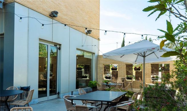 Ibis Barcelona Molins de Rei Exterior
