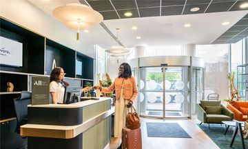 Novotel Paris 17