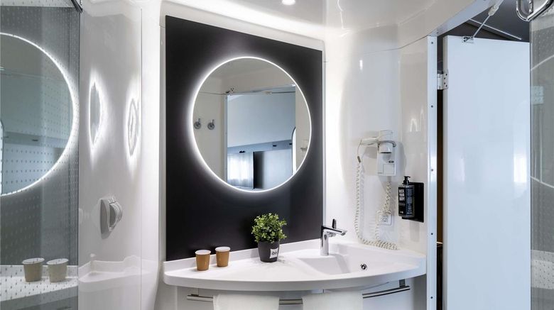 <b>Ibis Barcelona Aeropuerto Viladecans Room</b>. Images powered by <a href="https://iceportal.shijigroup.com/" title="IcePortal" target="_blank">IcePortal</a>.