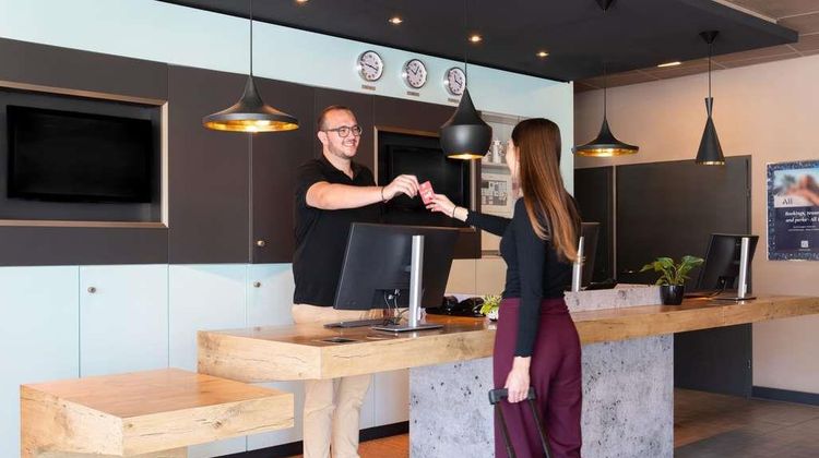 Ibis Bern Expo Exterior