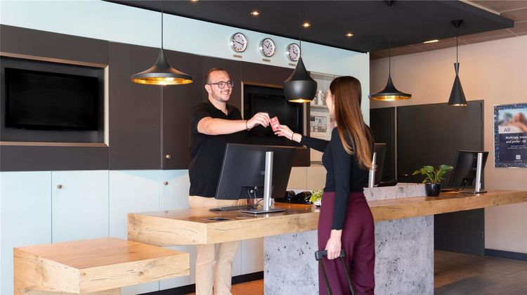 Ibis Bern Expo Exterior