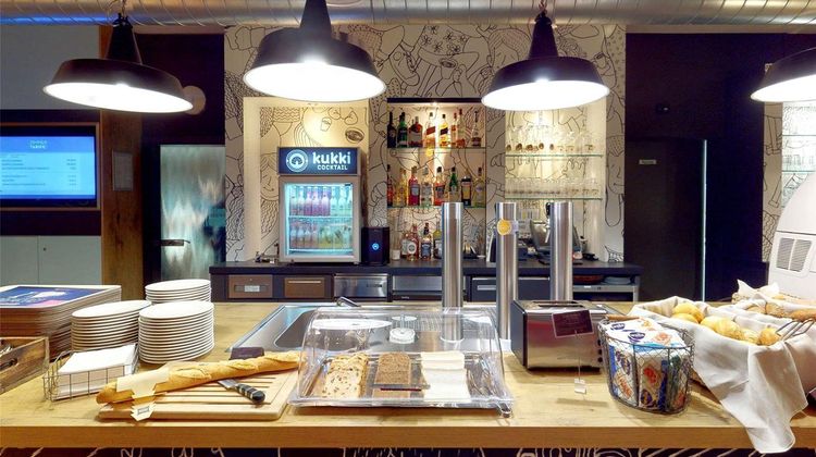 Ibis Koeln Airport Restaurant