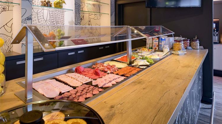 Ibis Koeln Airport Restaurant
