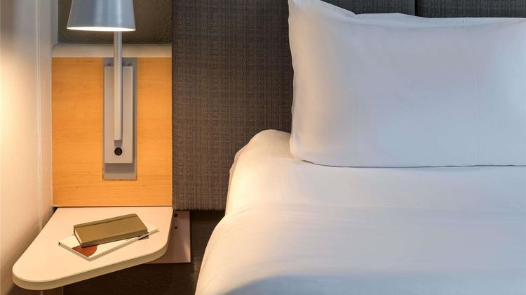 Ibis Koeln Airport Room