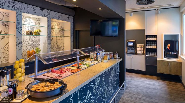 Ibis Koeln Airport Restaurant