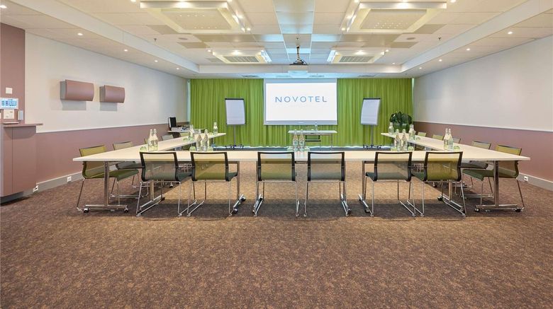 <b>Novotel Bern Expo Meeting</b>. Images powered by <a href="https://iceportal.shijigroup.com/" title="IcePortal" target="_blank">IcePortal</a>.