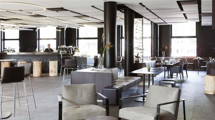 Novotel Bern Expo Exterior